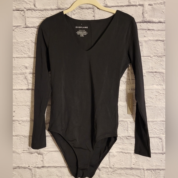 NWT Everlane Black Longsleeve V-Neck Bodysuit - Picture 6 of 13